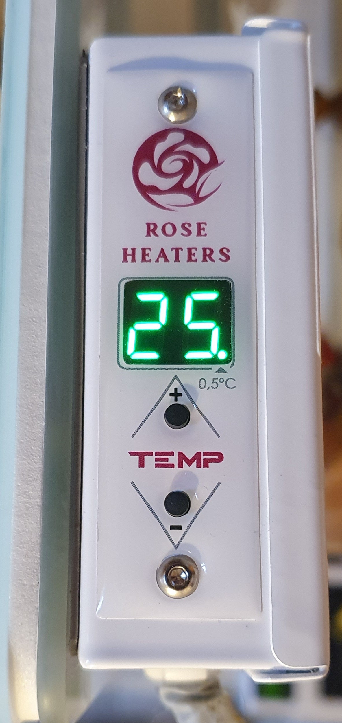 Far Infrared Towel Heater with built in Thermostat. "BLUEBELL RANGE" Glass. White. 500Watts